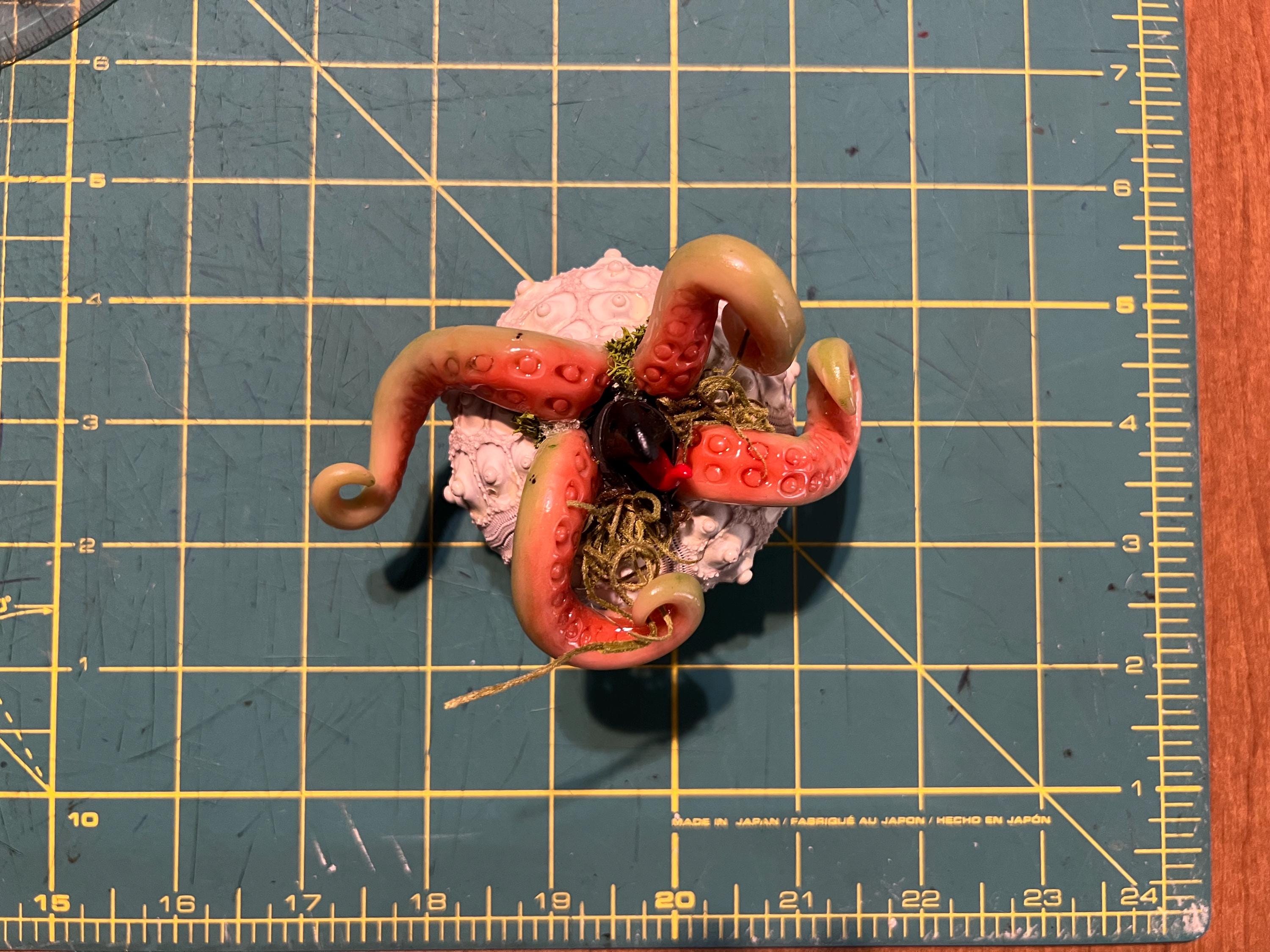 Eldritch Tentacles Hatchling: Cthulhu Star Spawn Polymer Clay Sculpture